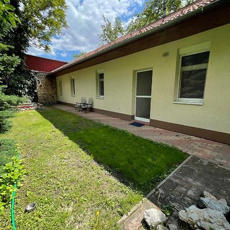 Szeged Suncity Apartman Buitenkant foto