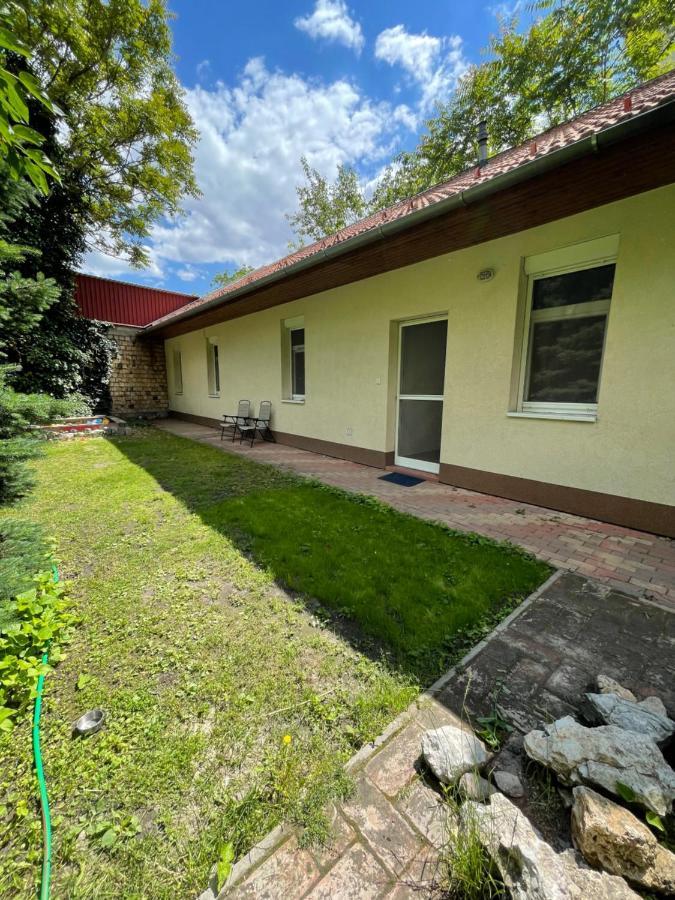 Szeged Suncity Apartman Buitenkant foto