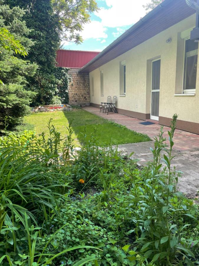 Szeged Suncity Apartman Buitenkant foto